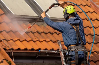 Démoussage et hydrofuge de toiture à Jouhe